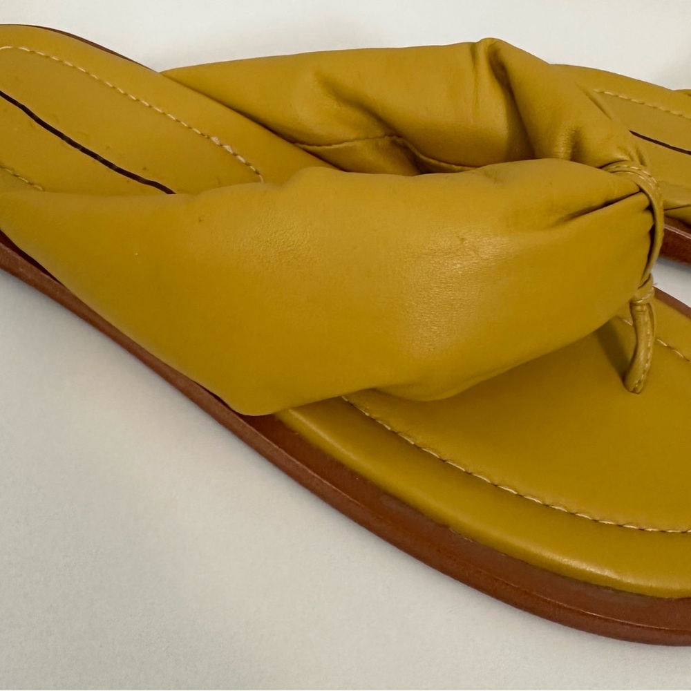NEW Free People Vicenza Puffy Padded Thong Sandals Summer Boho Beach 6 - Picture 5 of 14